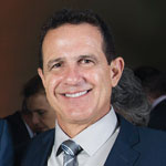 Gustavo Lian Branco Martins
