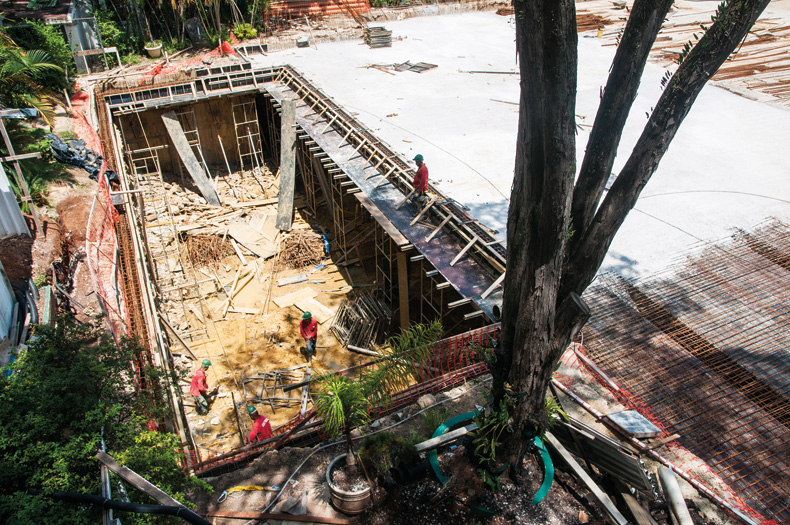 Clube Paulistano - Quadras de tênis serão reconstruídas após impermeabilização da laje