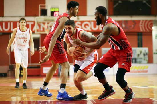 São Paulo Basquete perde para o Paulistano, em jogo equilibrado