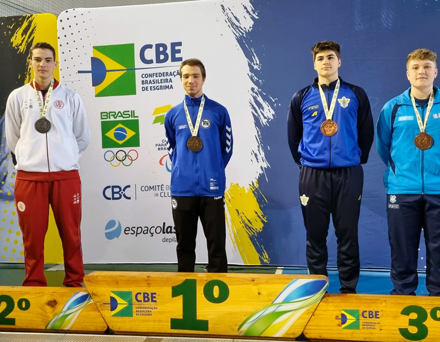 Atletas criciumenses conquistam pódio e mais de 15 medalhas no Aberto SC de Xadrez  Rápido